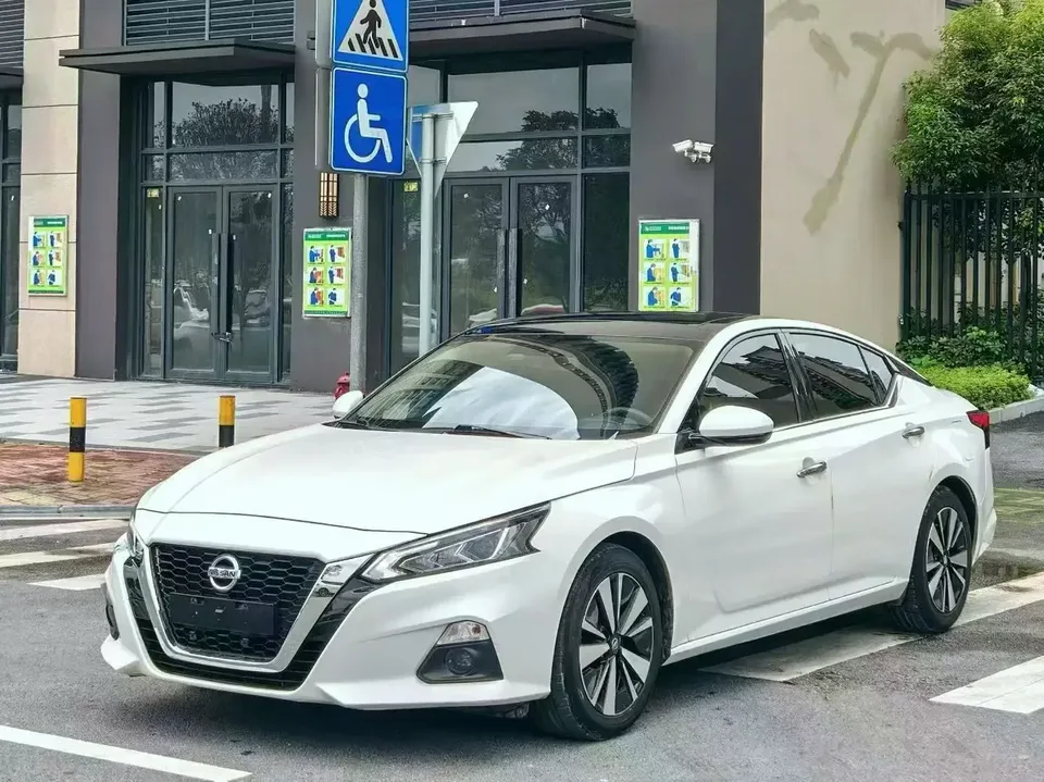 Nissan Altima Sound of nature 2021 2.0L XL Comfort Edition 2022 — photo 1, buy with delivery to Moscow