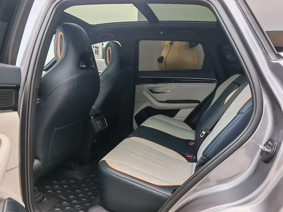 BYD Song PLUS DM Song PLUS DM 2024 DM-i Honor Edition 71KM Luxury 2024 — thumbnail 3