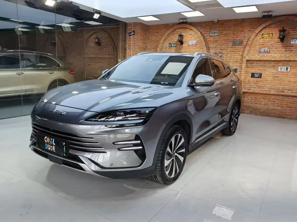 BYD Song PLUS DM Song PLUS DM 2024 DM-i Honor Edition 71KM Luxury 2024 — photo 1, buy with delivery to Moscow