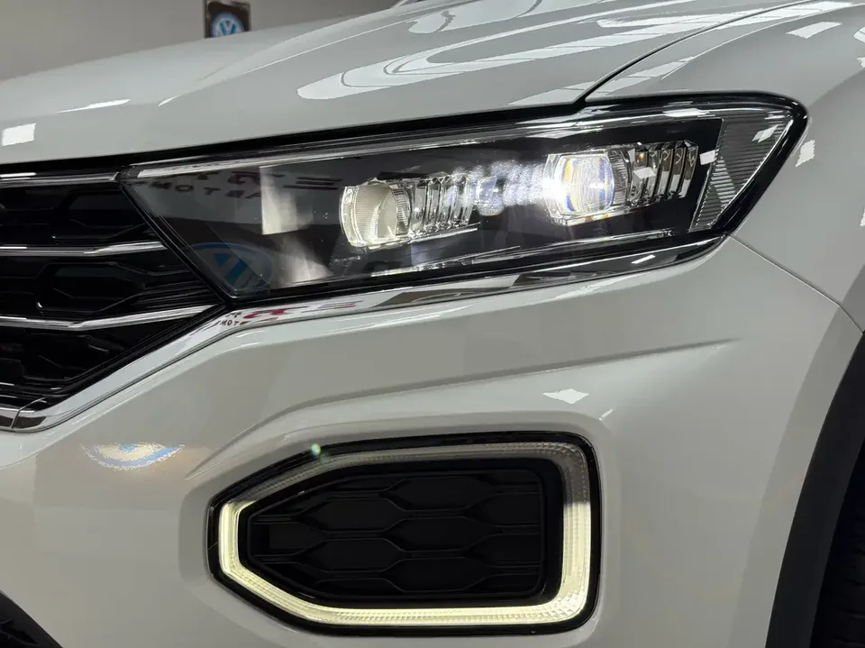 Volkswagen T-Roc TANG 2022 280TSI DSG 2WD Elite PLUS 2022 — миниатюра 3