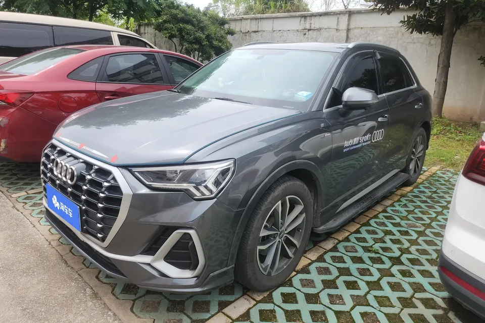 Audi Q3 Audi Q3 2022 35 TFSI Progressive Dynamic 2022 — фото 1, купить с доставкой в Москву