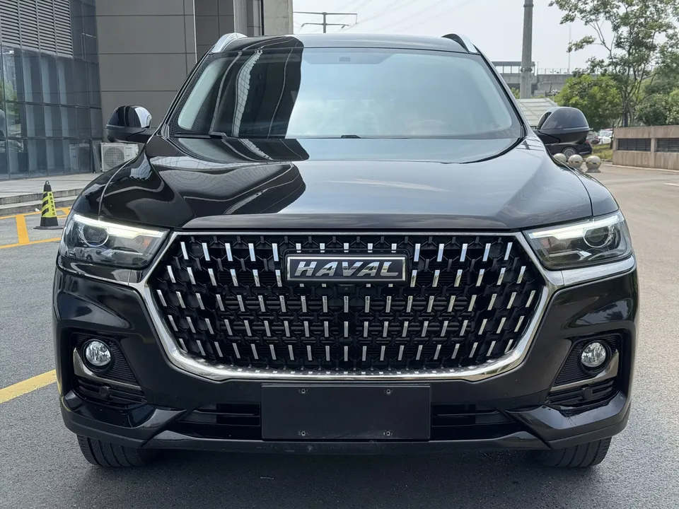 Haval H6 Haval H6 2023 National Trend Edition 1.5T Automatic City Edition 2024 — photo 1, buy with delivery to Moscow