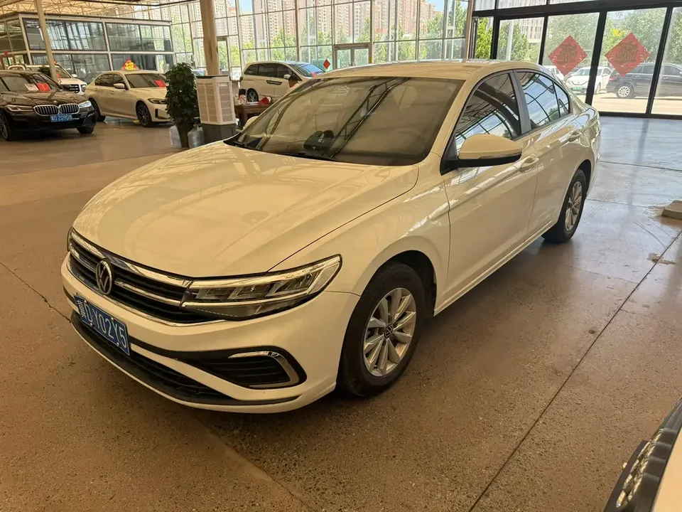 Volkswagen Bora Bora 2023 200TSI DSG Free Travel Edition 2023 — photo 1, buy with delivery to Moscow