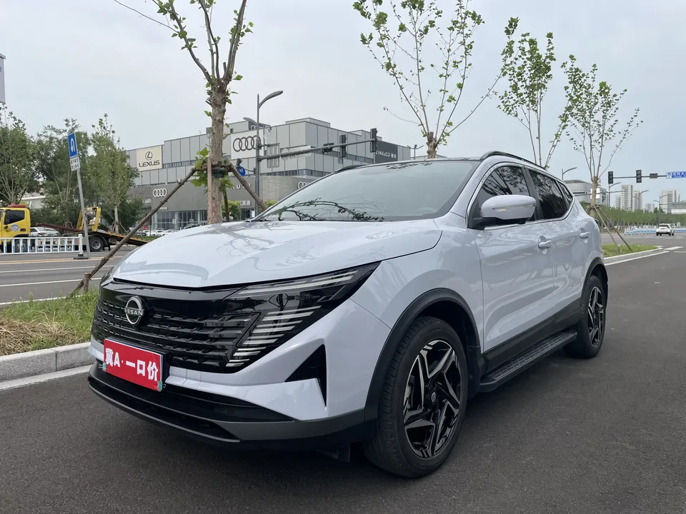 Nissan Qashqai Qashqai 2025 Honor 2.0L CVT XV+ Leading Edition 2024 — photo 1, buy with delivery to Moscow