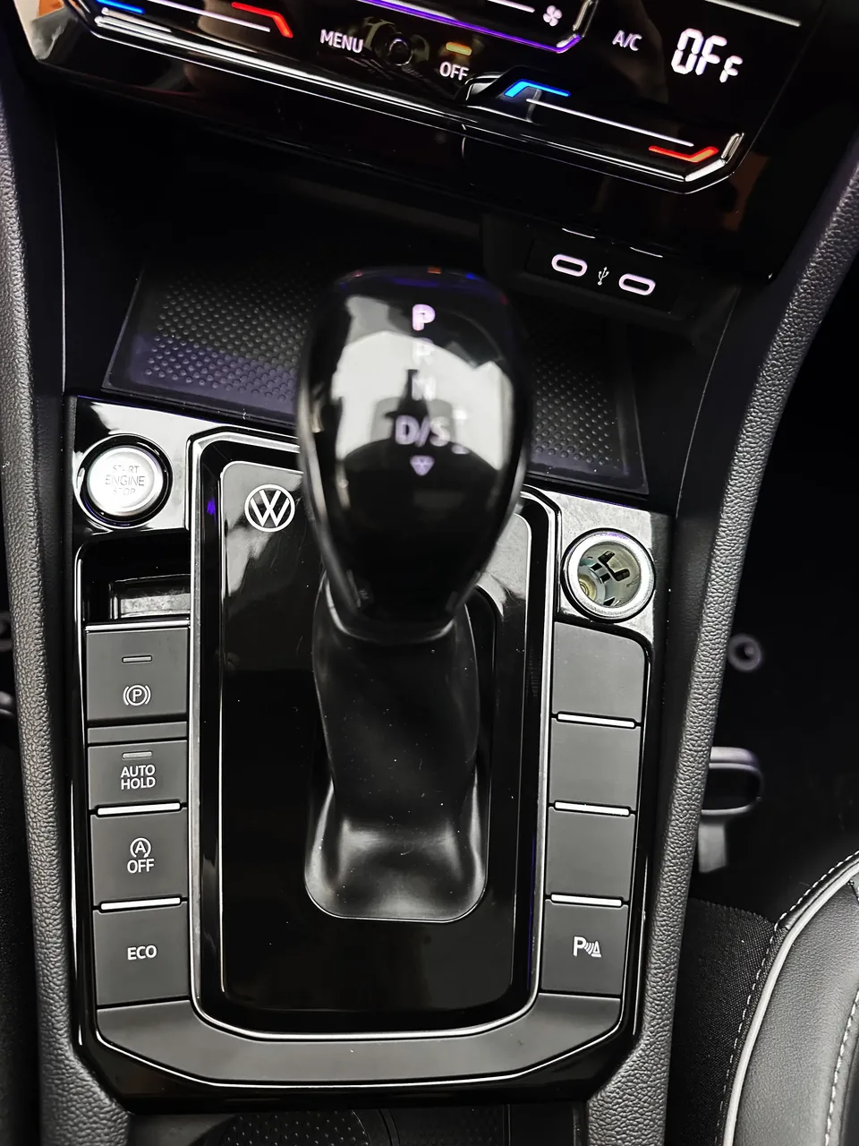 Volkswagen Sagitar Sagitar 2023 280TSI DSG Beyond Edition 2022 — thumbnail 4