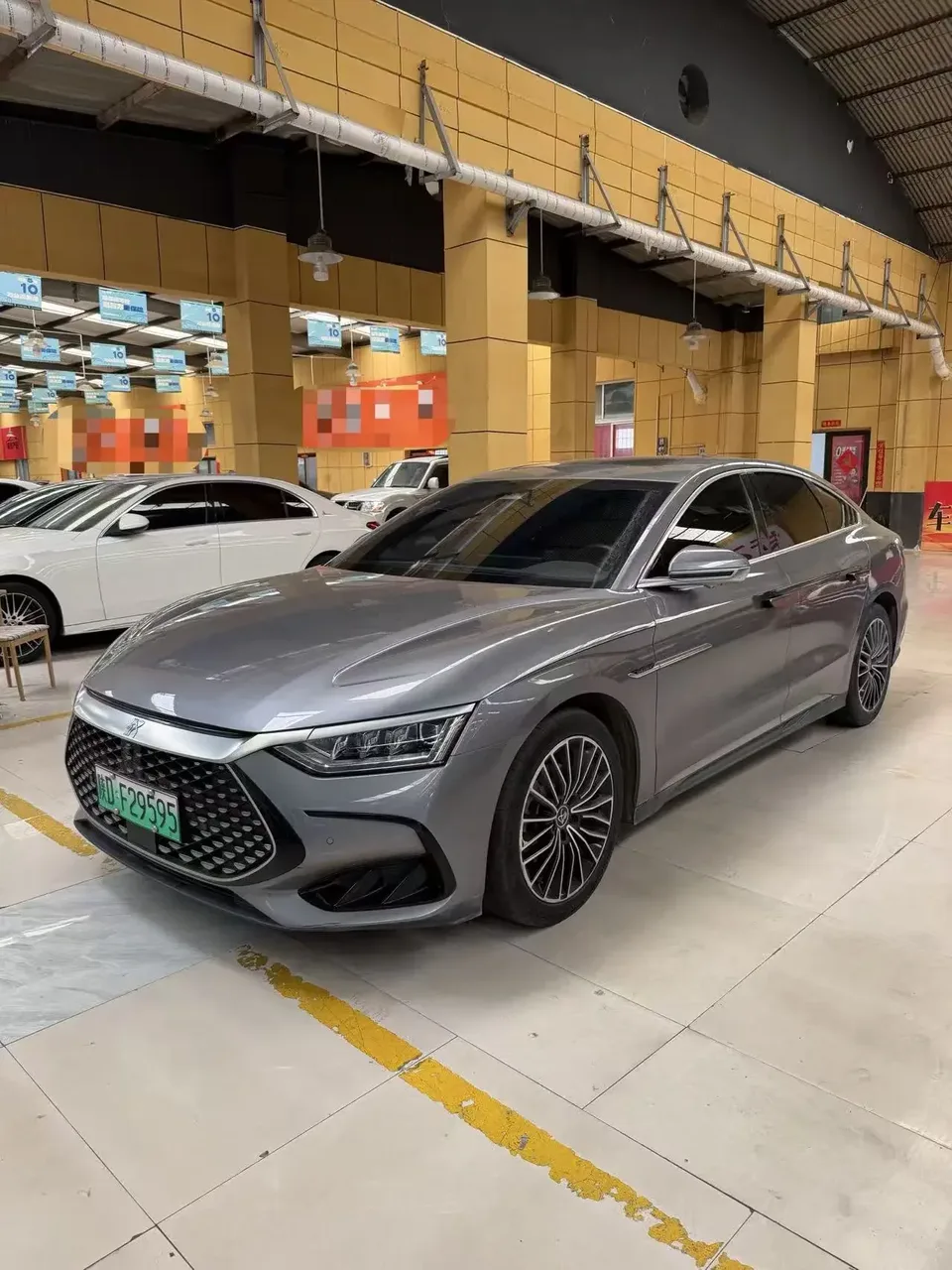 BYD Han DM Chinese DM 2022 DM-i 121KM Premium 2022 — photo 1, buy with delivery to Moscow