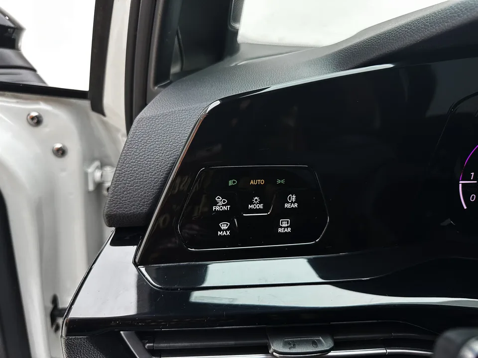 Volkswagen Golf golf 2021 280TSI DSG R-Line 2022 — thumbnail 4