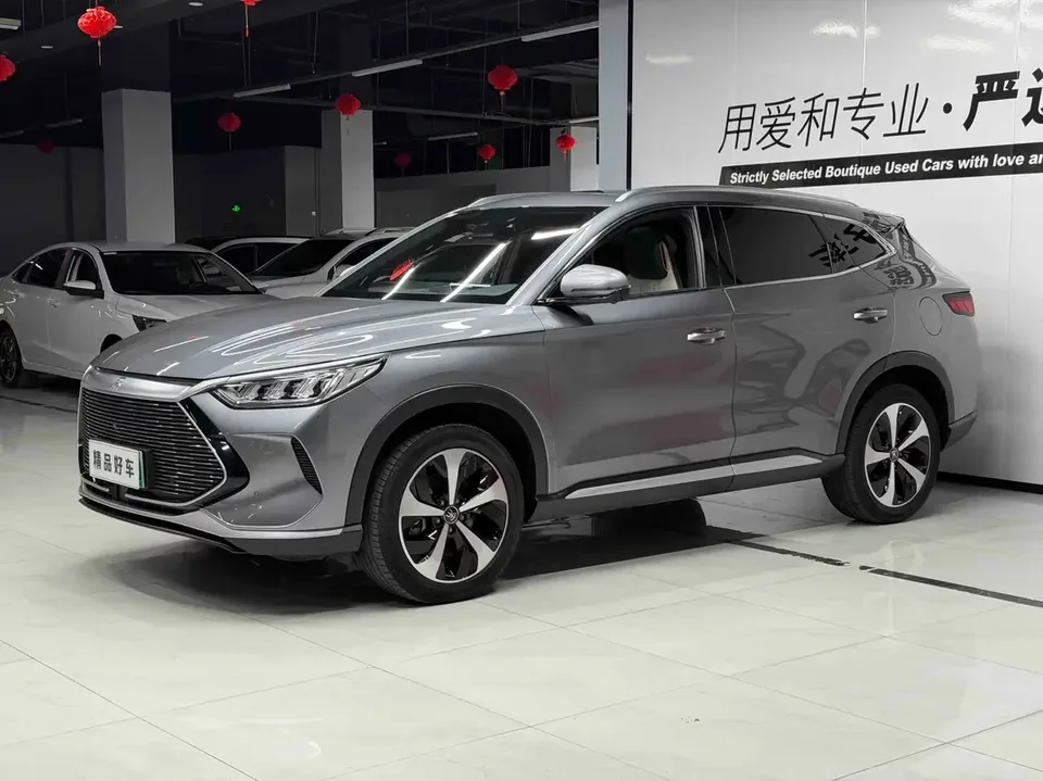 BYD Song PLUS DM Song PLUS DM 2021 DM-i 51KM 2WD Premium Edition 2022 — photo 1, buy with delivery to Moscow