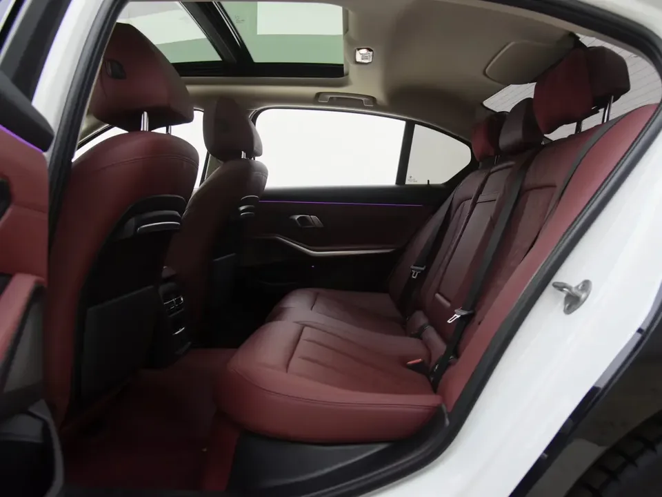 BMW 3 Series BMW 3 Series 2022 320Li M Sport Package 2022 — thumbnail 4