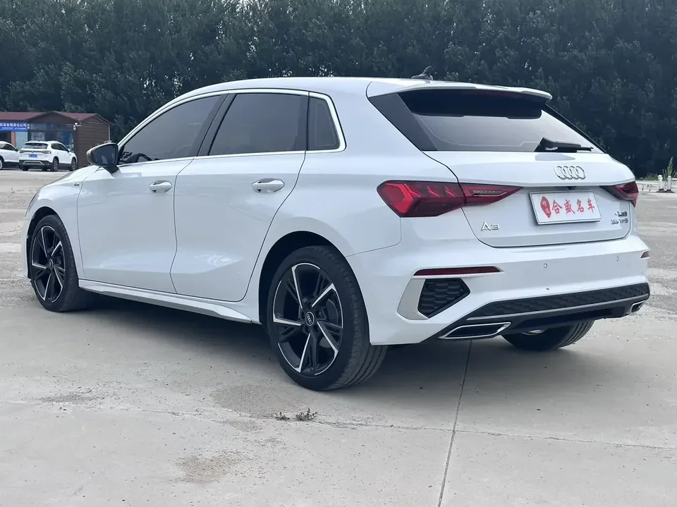 Audi A3 Audi A3 2023 Sportback 35 TFSI Stylish and sporty 2023 — thumbnail 2