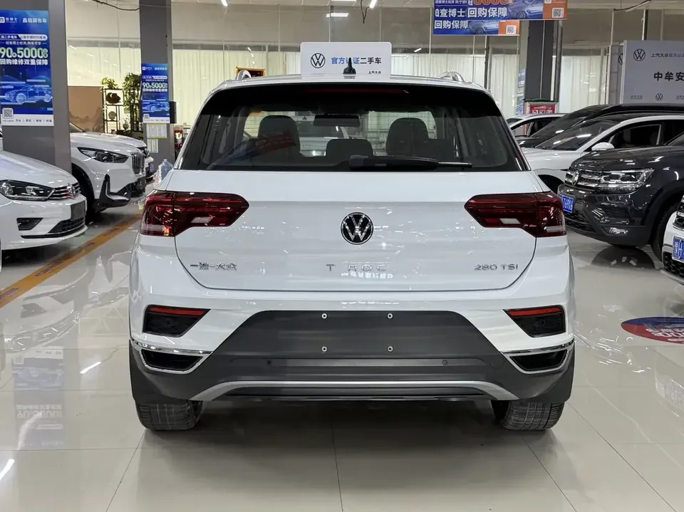 Volkswagen T-Roc TANG 2022 280TSI DSG 2WD Comfort PLUS 2022 — thumbnail 2