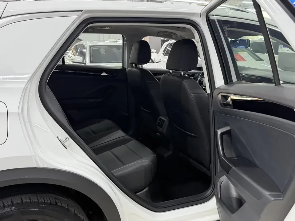 Volkswagen T-Roc TANG 2022 280TSI DSG 2WD Comfort PLUS 2022 — thumbnail 4