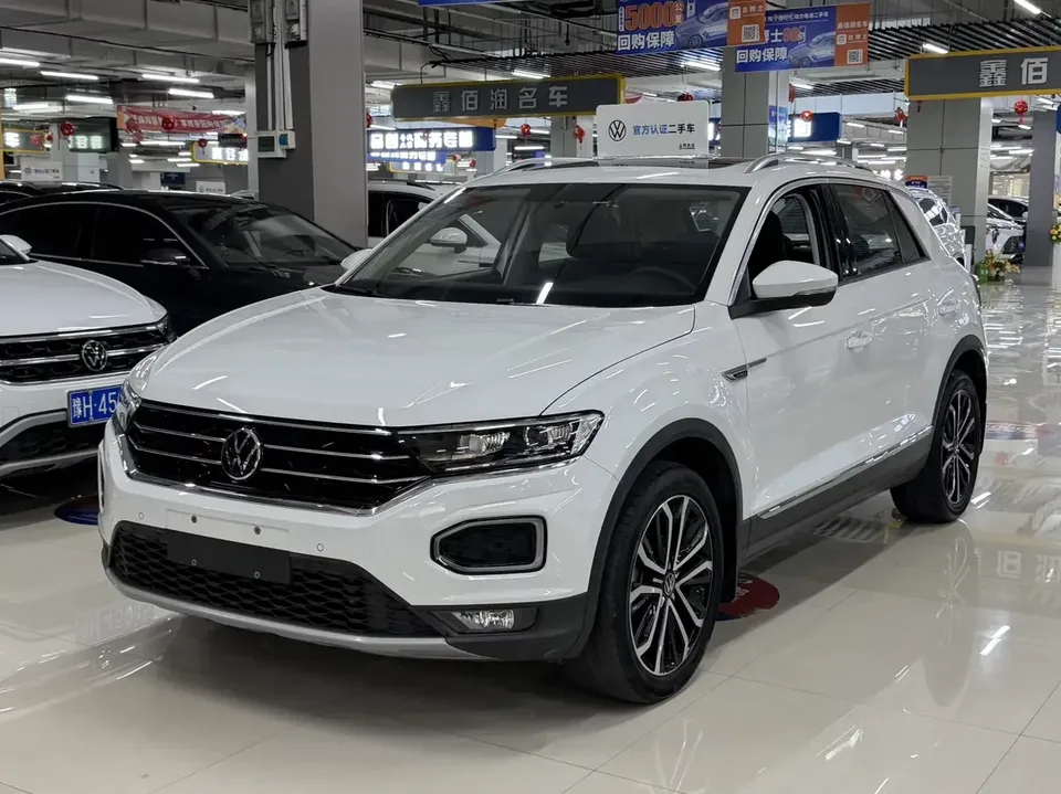 Volkswagen T-Roc TANG 2022 280TSI DSG 2WD Comfort PLUS 2022 — photo 1, buy with delivery to Moscow