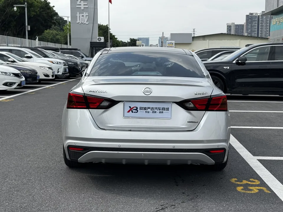 Nissan Altima Sound of nature 2021 2.0L XL Comfort Edition 2022 — thumbnail 2