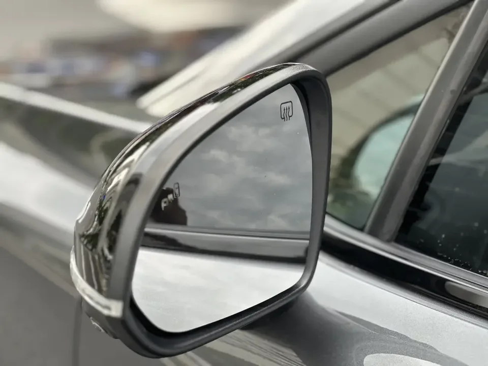 Changan UNI-T Changan UNI-T 2022 1.5T Premium 2022 — thumbnail 4