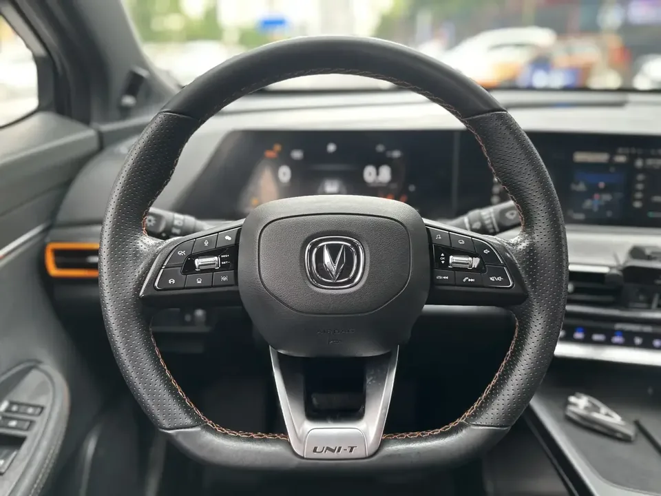 Changan UNI-T Changan UNI-T 2022 1.5T Premium 2022 — thumbnail 5
