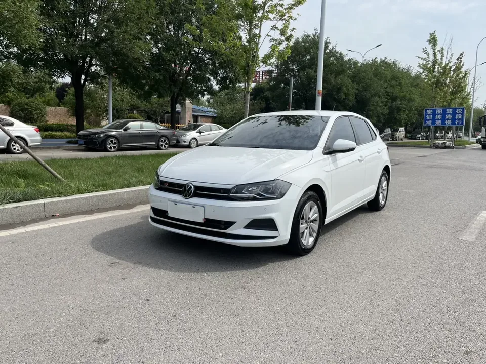 Volkswagen Polo Polo 2023 Facelift Plus 1.5L Automatic LOHAS Edition 2024 — photo 1, buy with delivery to Moscow