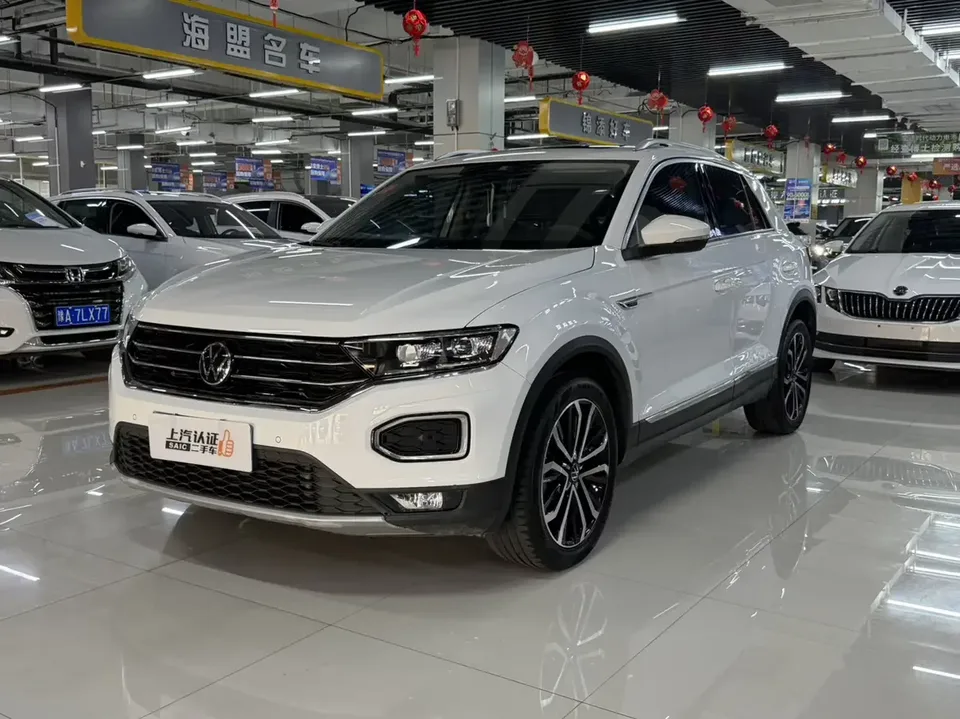 Volkswagen T-Roc TANG 2022 280TSI DSG 2WD Comfort PLUS 2022 — photo 1, buy with delivery to Moscow