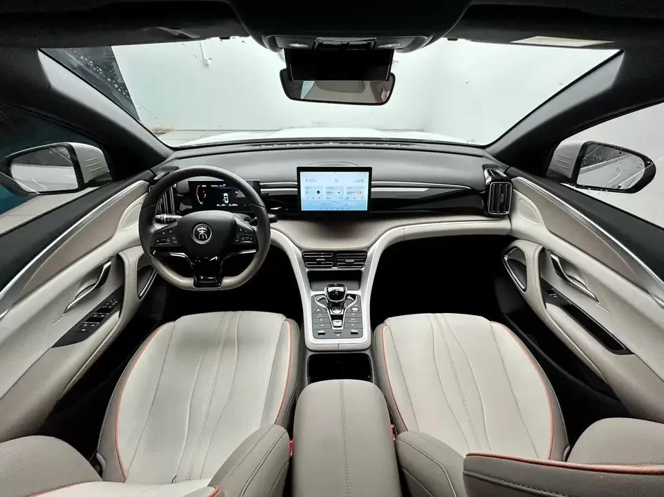 BYD Song Pro DM Song Pro DM 2024 DM-i Honor Edition 71km Pilot Edition 2024 — thumbnail 2