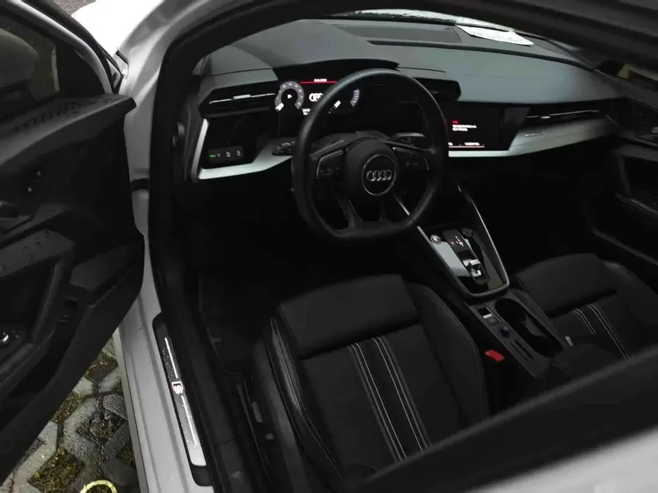 Audi A3 Audi A3 2022 Sportback 35 TFSI Stylish and sporty 2022 — миниатюра 3