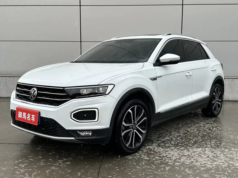 Volkswagen T-Roc TANG 2022 280TSI DSG 2WD Comfort PLUS 2022 — photo 1, buy with delivery to Moscow