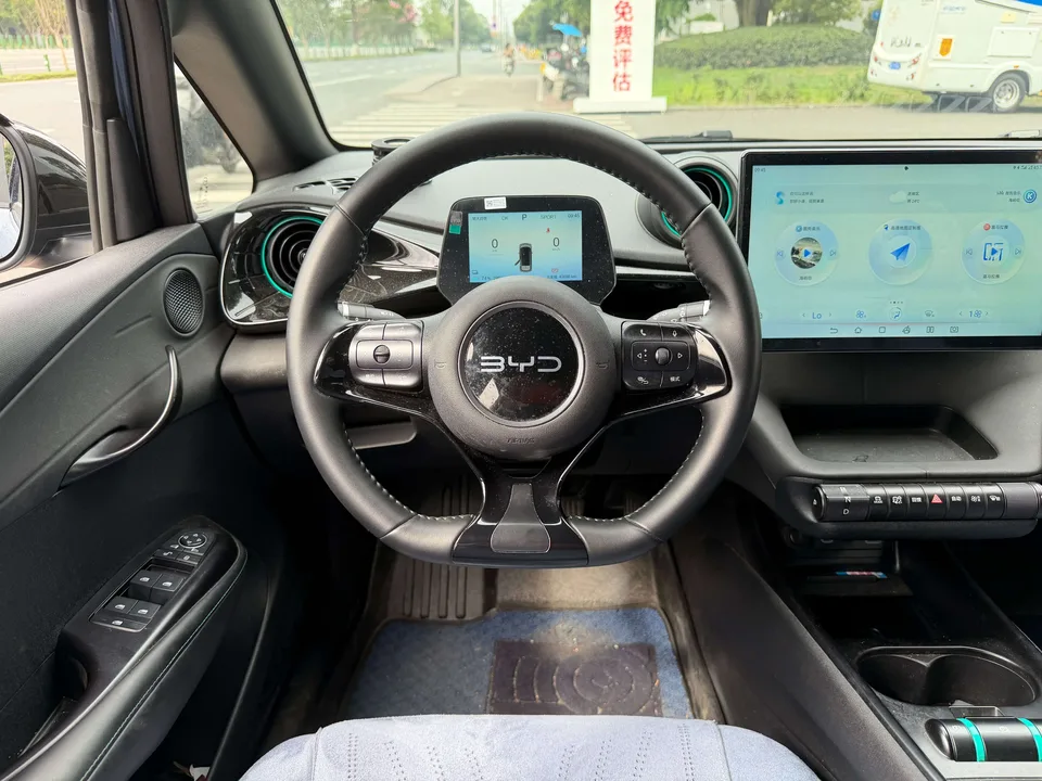 BYD Dolphin dolphin 2024 Glory Edition 420km Freedom Edition 2025 — thumbnail 3