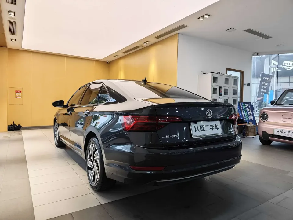 Volkswagen Sagitar Sagitar 2021 200TSI DSG Beyond Edition 2022 — thumbnail 2