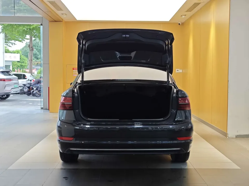 Volkswagen Sagitar Sagitar 2021 200TSI DSG Beyond Edition 2022 — thumbnail 5