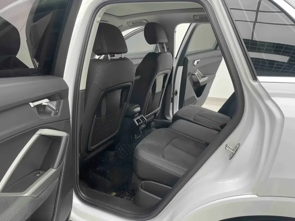 Audi Q3 Audi Q3 2023 35 TFSI Stylish Dynamic 2023 — thumbnail 3