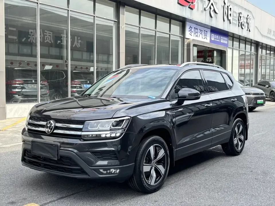 Volkswagen Tharu tuyue 2022 280TSI 2WD Deluxe Edition 2022 — photo 1, buy with delivery to Moscow