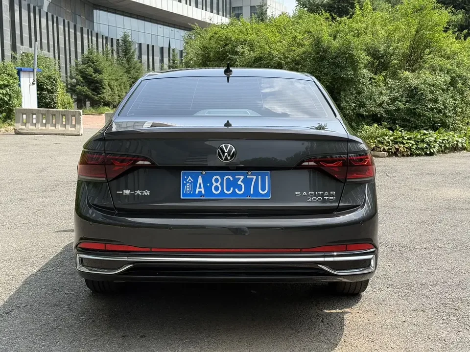 Volkswagen Sagitar Sagitar 2023 280TSI DSG Beyond Edition 2023 — thumbnail 2