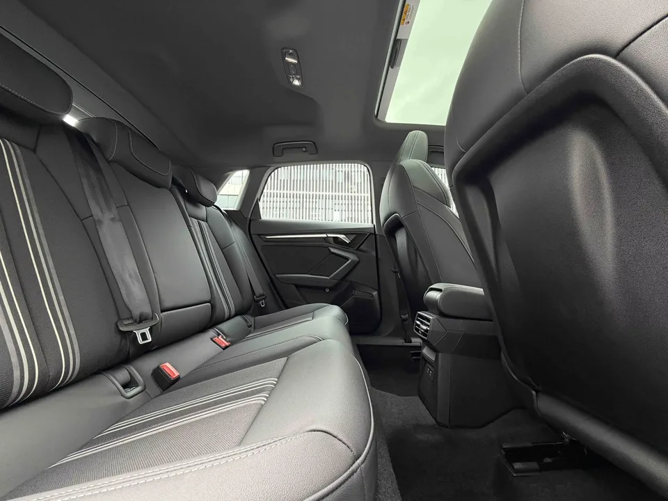 Audi A3 Audi A3 2023 Sportback 35 TFSI facelift: stylish and sporty 2023 — миниатюра 5