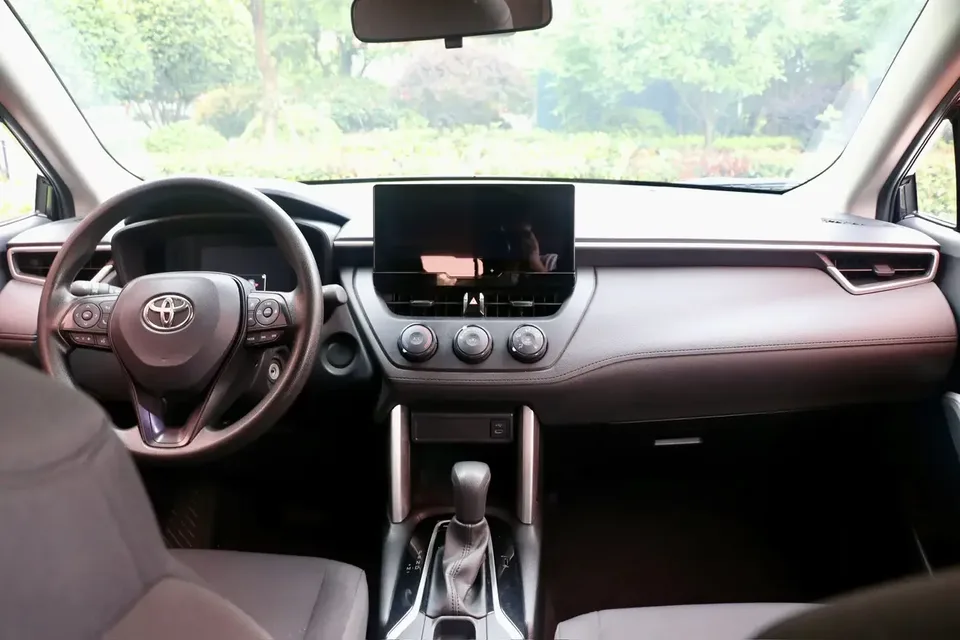 Toyota CorollaCross Corolla Sharp 2023 2.0L CVT Pioneer Edition 2024 — thumbnail 5