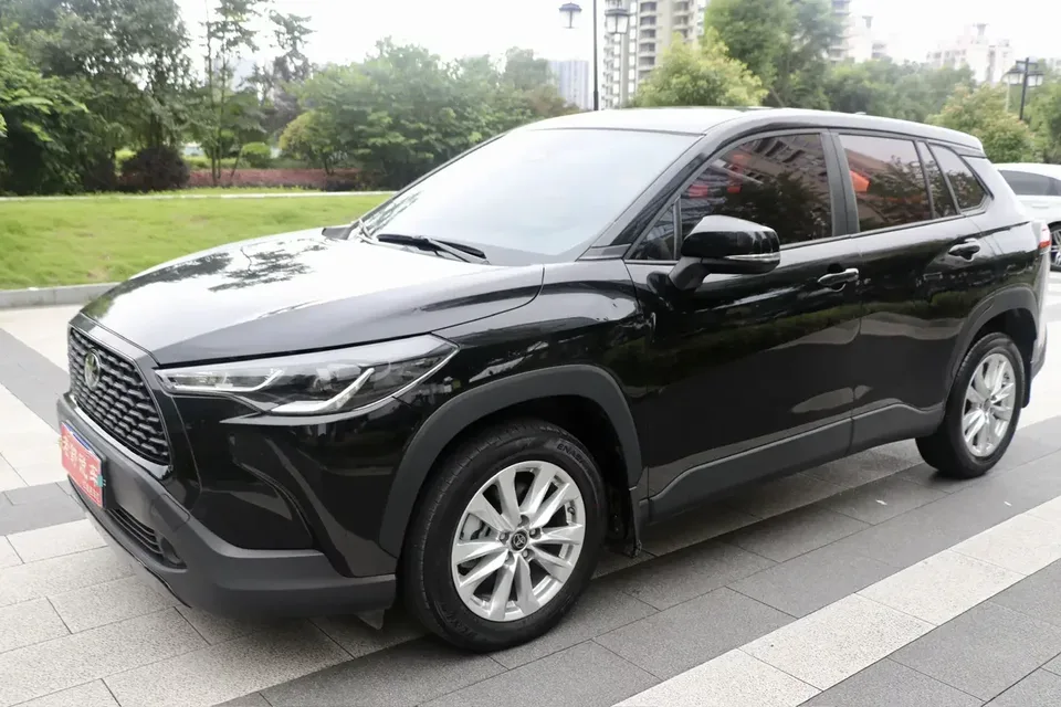 Toyota CorollaCross Corolla Sharp 2023 2.0L CVT Pioneer Edition 2024 — photo 1, buy with delivery to Moscow