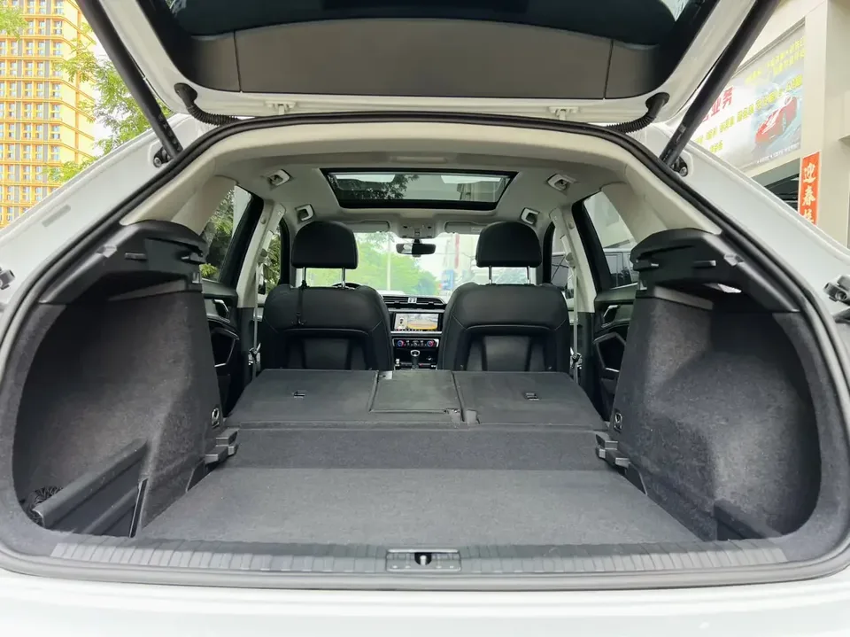 Audi Q3 Audi Q3 2022 35 TFSI Progressive Dynamic 2022 — миниатюра 5