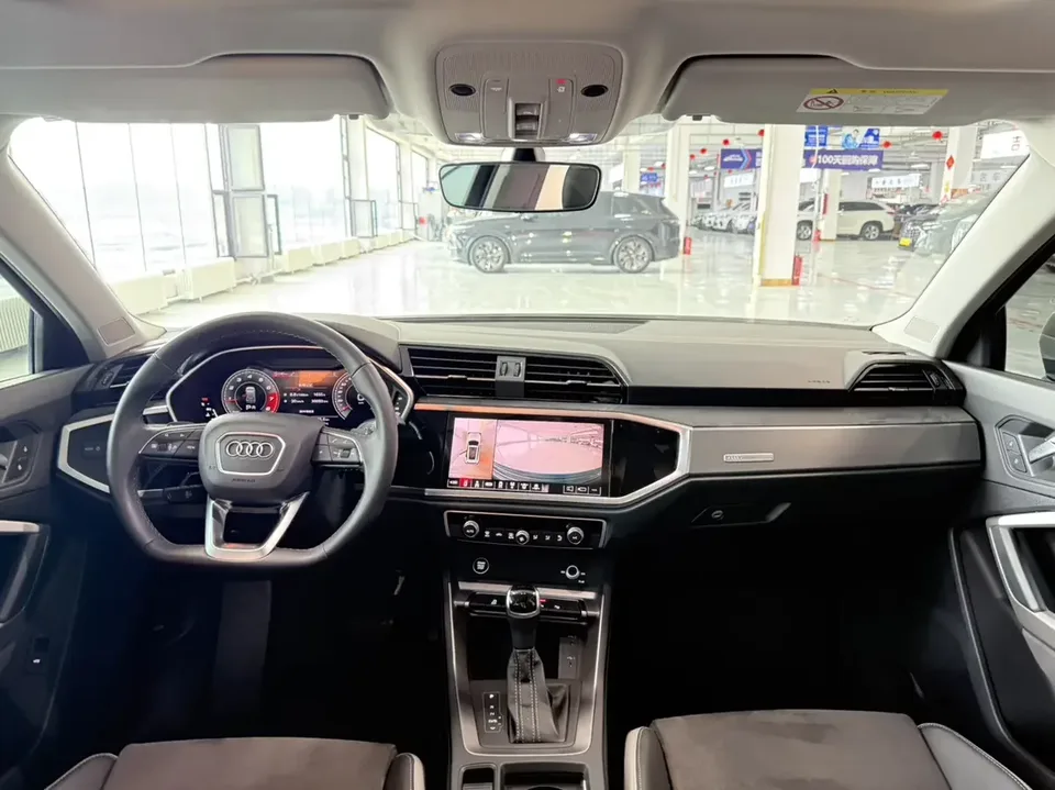 Audi Q3 Audi Q3 2022 35 TFSI Stylish Dynamic 2022 — thumbnail 3
