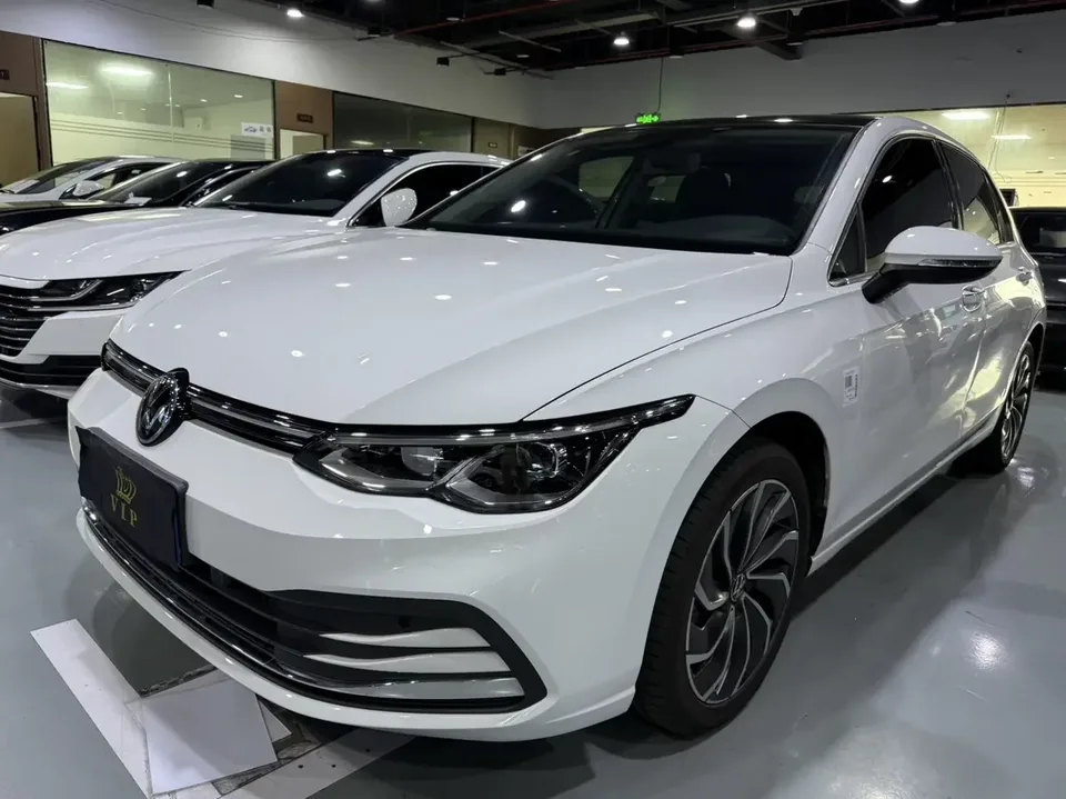 Volkswagen Golf golf 2024 280TSI DSG Pro Enjoy Edition 2024 — photo 1, buy with delivery to Moscow