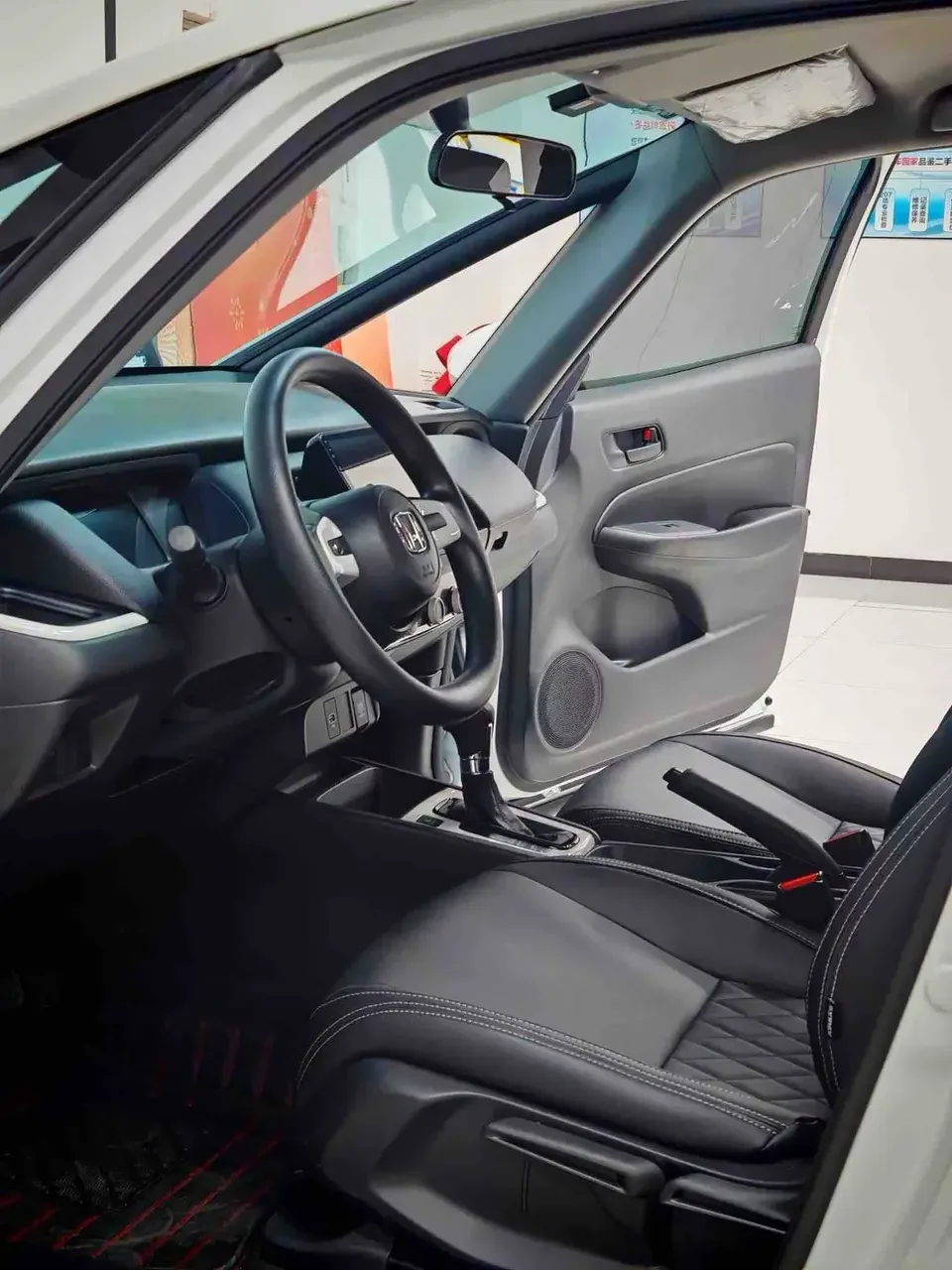 Honda FIT Fit 2023 1.5L CVT Trendy Edition 2024 — thumbnail 3