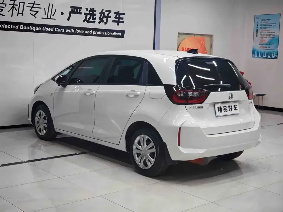 Honda FIT Fit 2023 1.5L CVT Trendy Edition 2024 — thumbnail 4