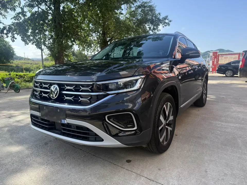 Volkswagen Tayron Tanyue 2023 280TSI 2WD Luxury Plus Advanced Edition 2022 — photo 1, buy with delivery to Moscow
