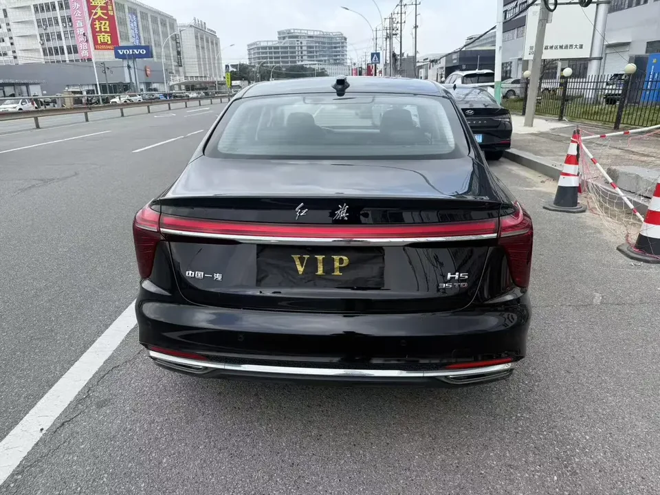Hongqi H5 Hongqi H5 2022 1.5T DCT Zhilian Qiyue Edition 2022 — thumbnail 2