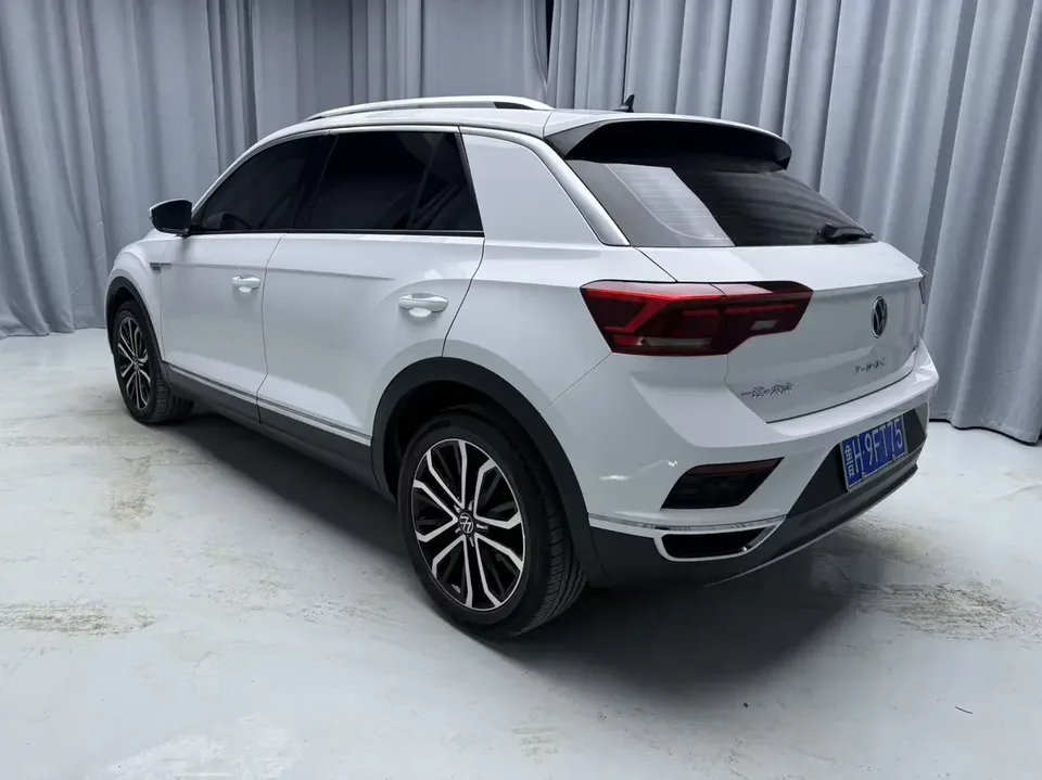 Volkswagen T-Roc TANG 2022 280TSI DSG 2WD Comfort PLUS 2022 — thumbnail 2