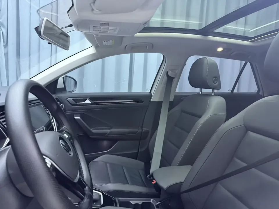 Volkswagen T-Roc TANG 2022 280TSI DSG 2WD Comfort PLUS 2022 — thumbnail 5