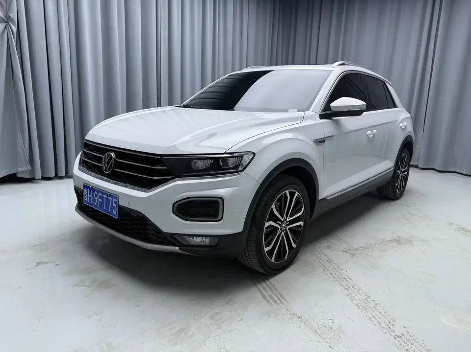 Volkswagen T-Roc TANG 2022 280TSI DSG 2WD Comfort PLUS 2022 — photo 1, buy with delivery to Moscow