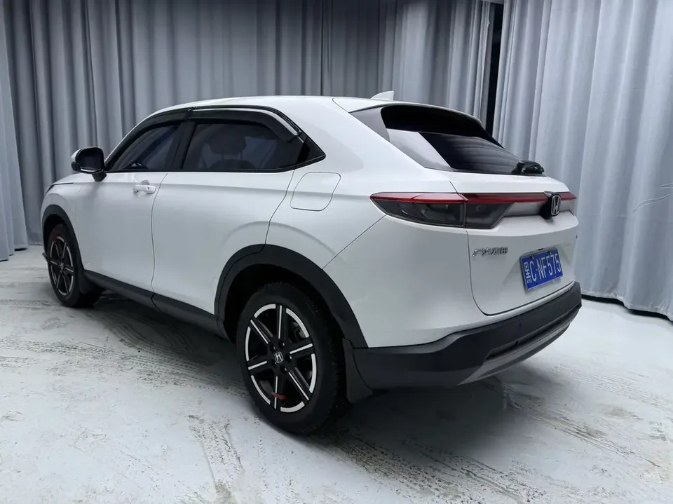 Honda VEZEL Binzhi 2023 1.5L CVT Technology Edition 2023 — thumbnail 2