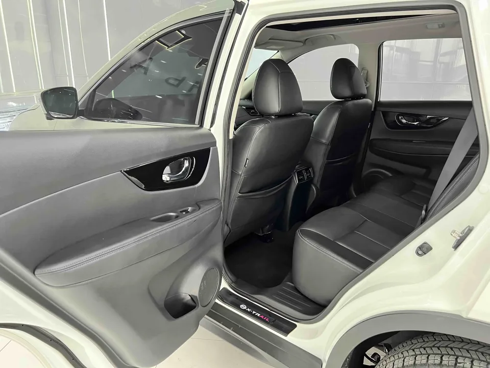 Nissan X-Trail Qijun 2023 Classic Edition 2.0L 2WD Smart Comfort Edition 2023 — thumbnail 5