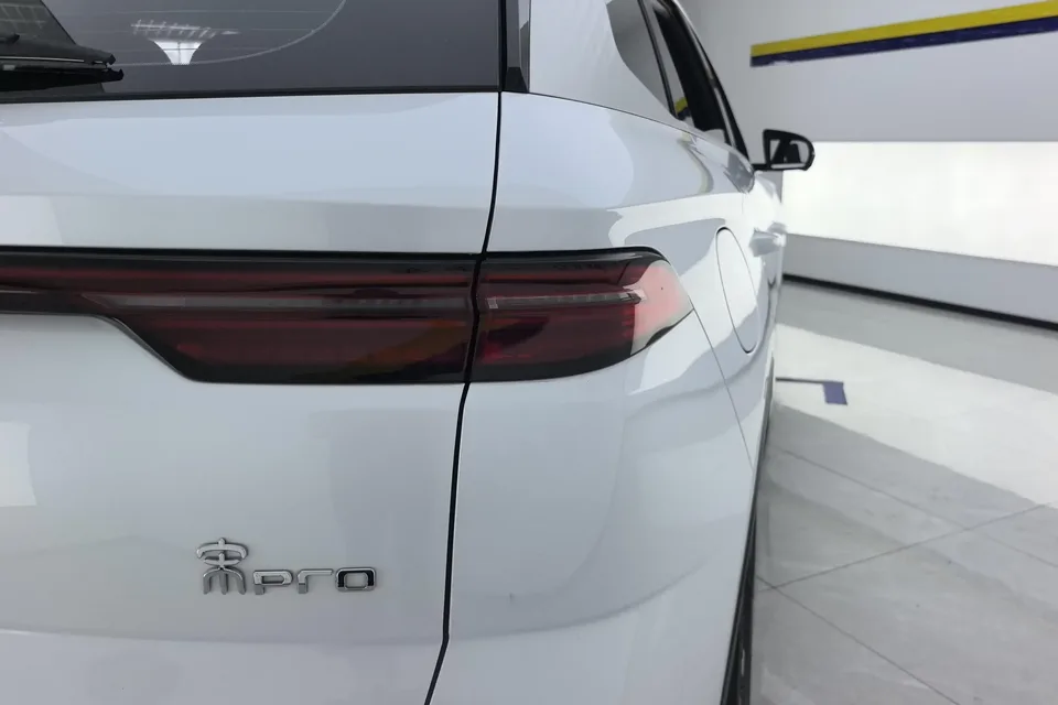 BYD Song Pro DM Song Pro DM 2023 DM-i Champion Edition 110km Overtaking Type 2024 — thumbnail 2