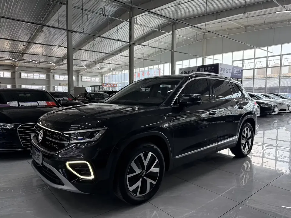 Volkswagen Tayron Tanyue 2023 280TSI 2WD Luxury Plus Advanced Edition 2023 — photo 1, buy with delivery to Moscow
