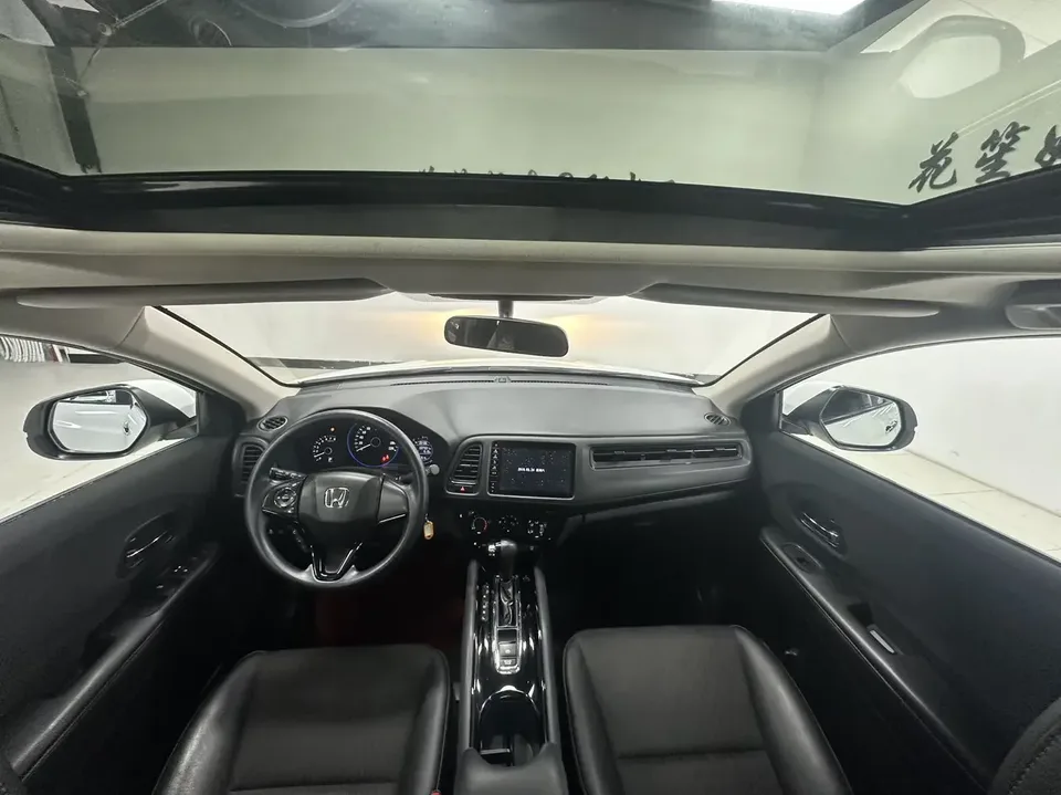 Honda VEZEL Binzhi 2022 1.5L CVT Elite Smart Edition 2022 — thumbnail 4