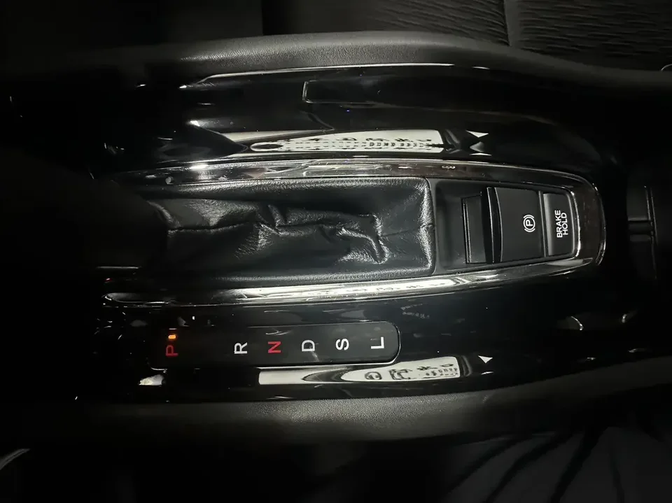 Honda VEZEL Binzhi 2022 1.5L CVT Elite Smart Edition 2022 — thumbnail 5